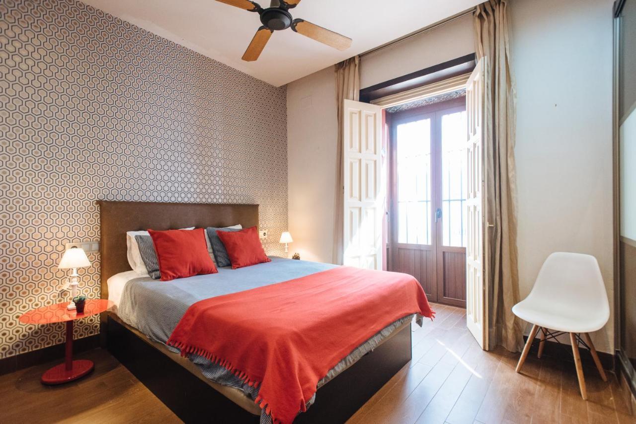 Divi Apartments Villa Reyes 2 Севілья Екстер'єр фото
