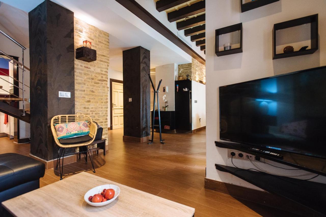 Divi Apartments Villa Reyes 2 Севілья Екстер'єр фото